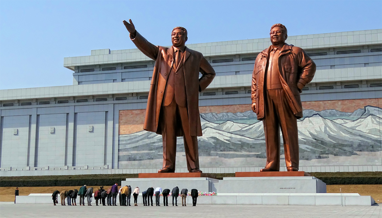 North Korean Statues