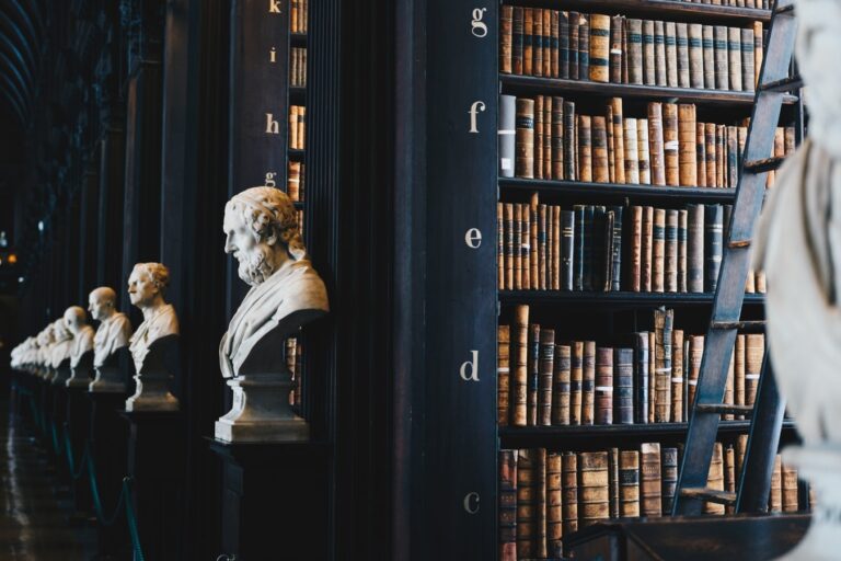 How to be a modern stoic: an introduction to an ancient philosophy applied to your daily life 