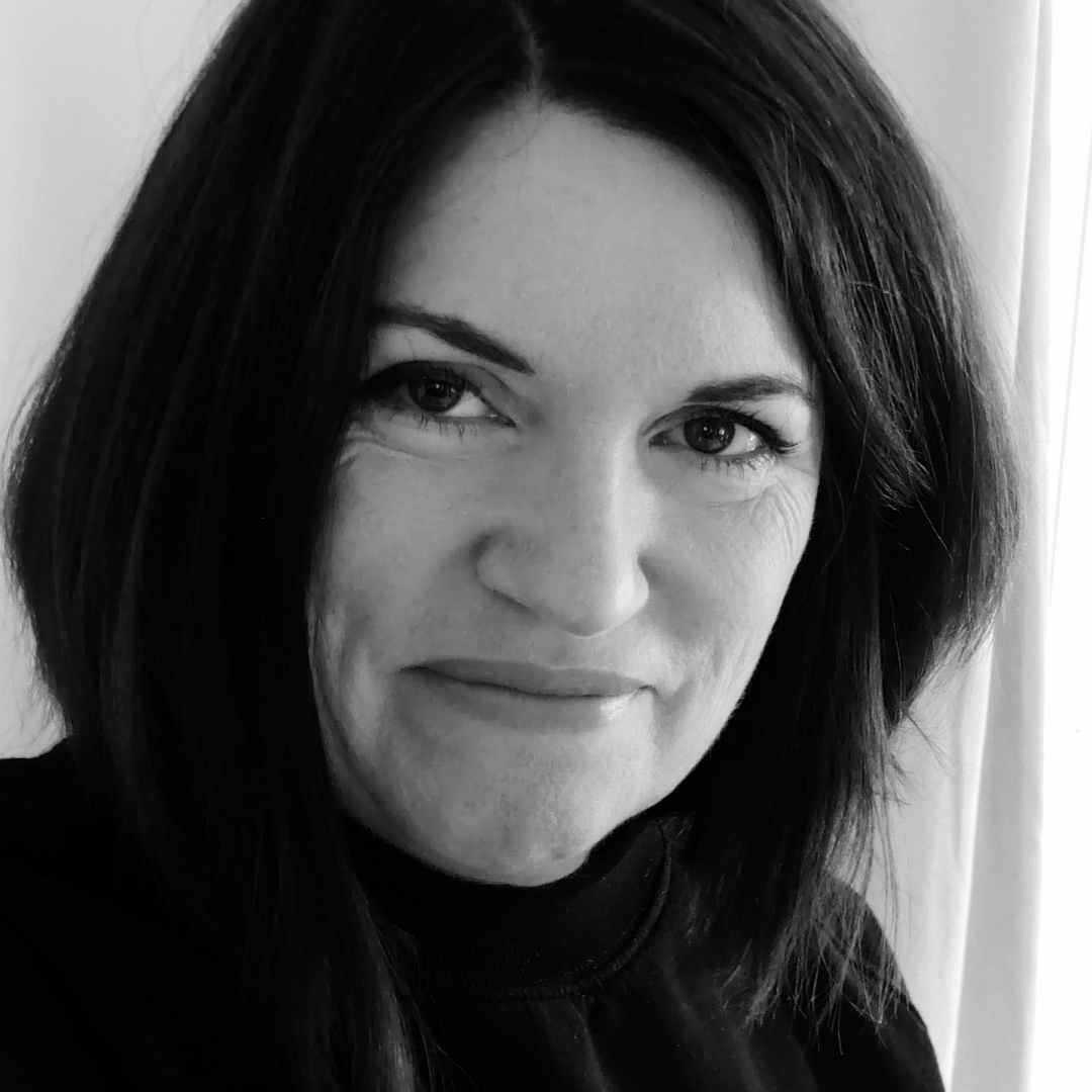 Headshot of writer Ali Isaac